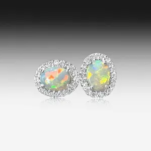 18kt White Gold cluster Diamonds earrings set with two Opals