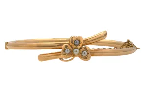 6.5" Antique 15ct Gold Pearl Shamrock Bangle, 8.5g