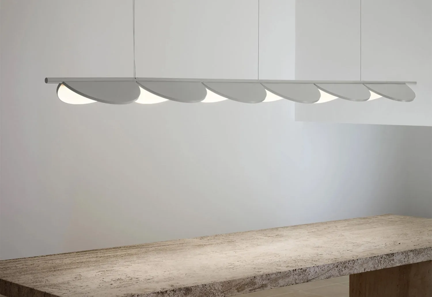 Almendra Linear Pendant