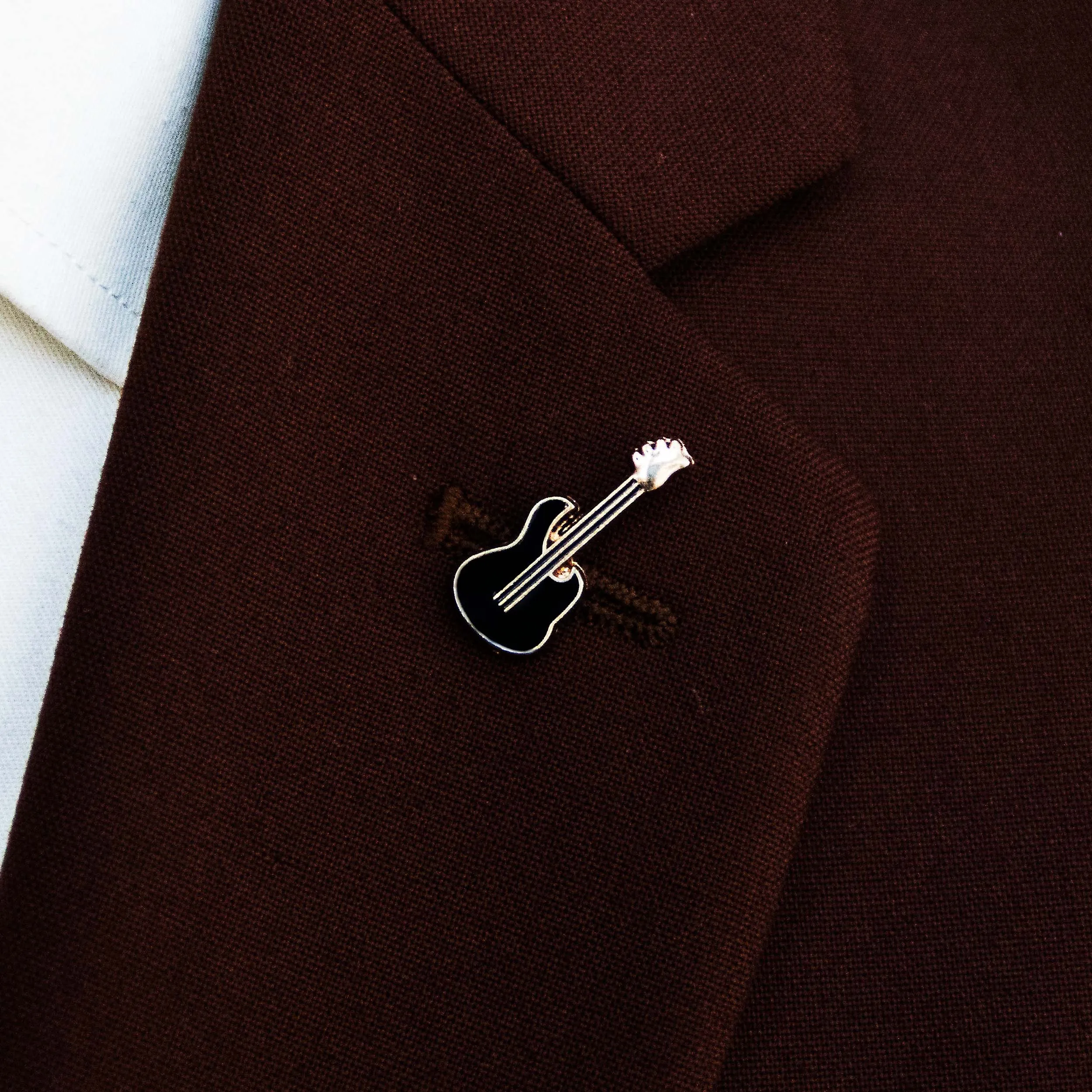 Black Guitar - Lapel pins