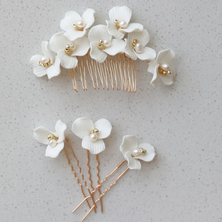 Calyn White Ceramic Floral Pearl Hair Comb