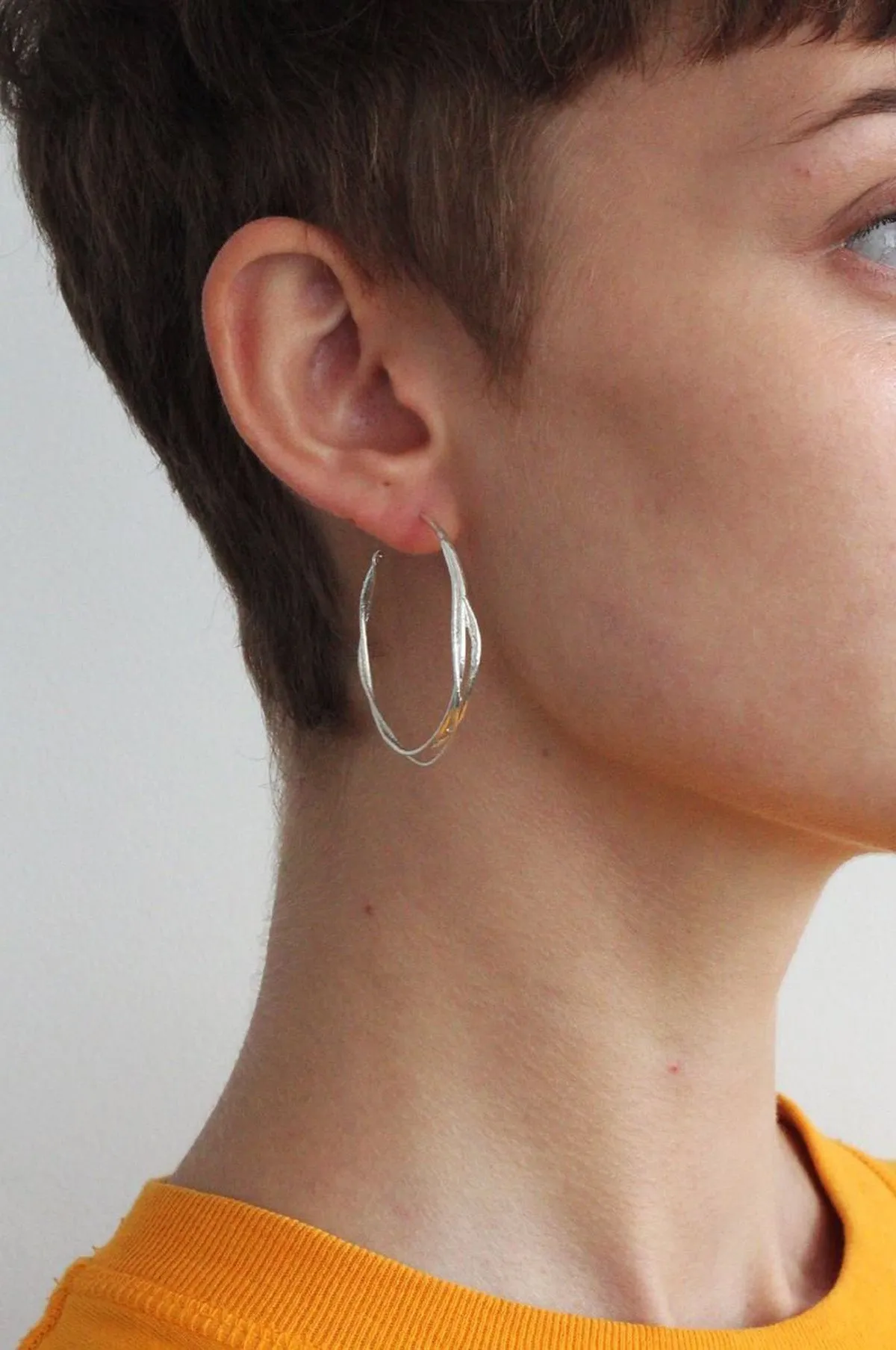 Fine Twist Hoop Earrings Silver