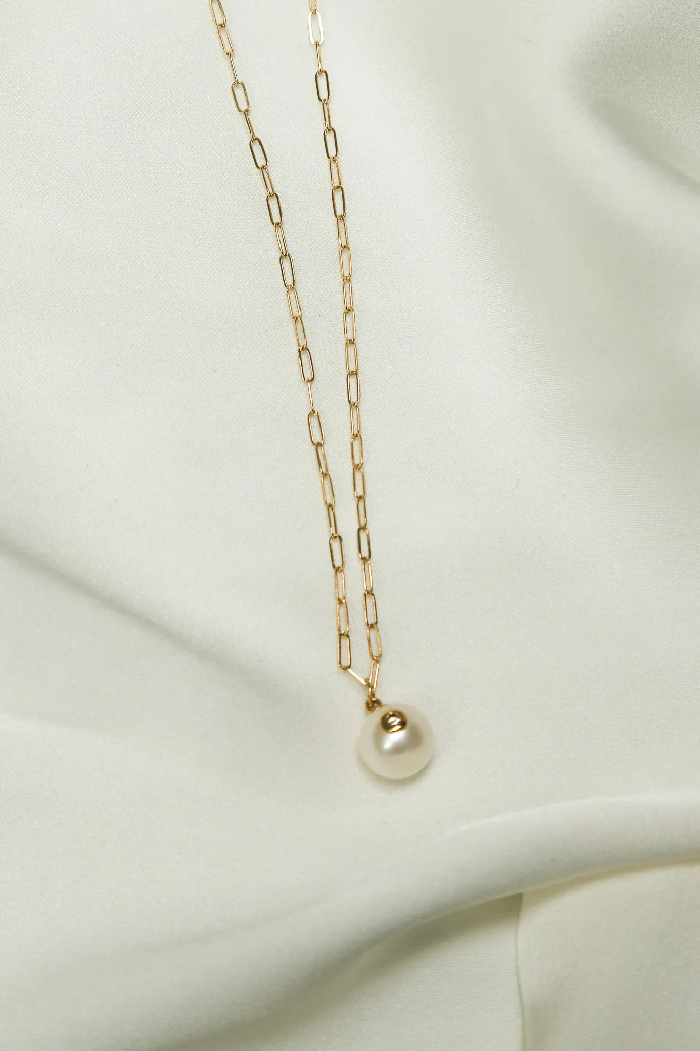 *FRESH WATER PEARL NECKLACE - HJ-1283