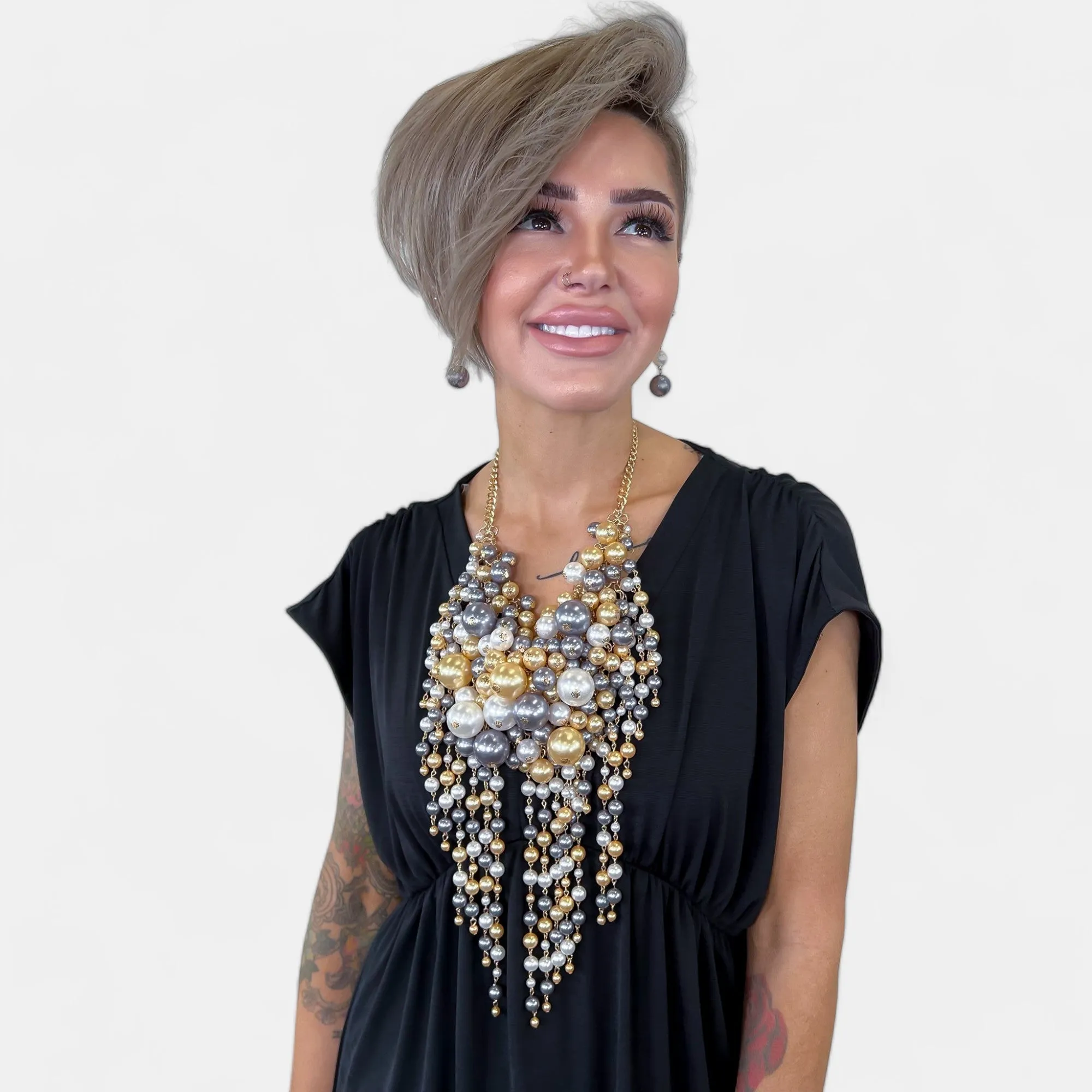 Grey Multi Pearl Head Turner Necklace Set