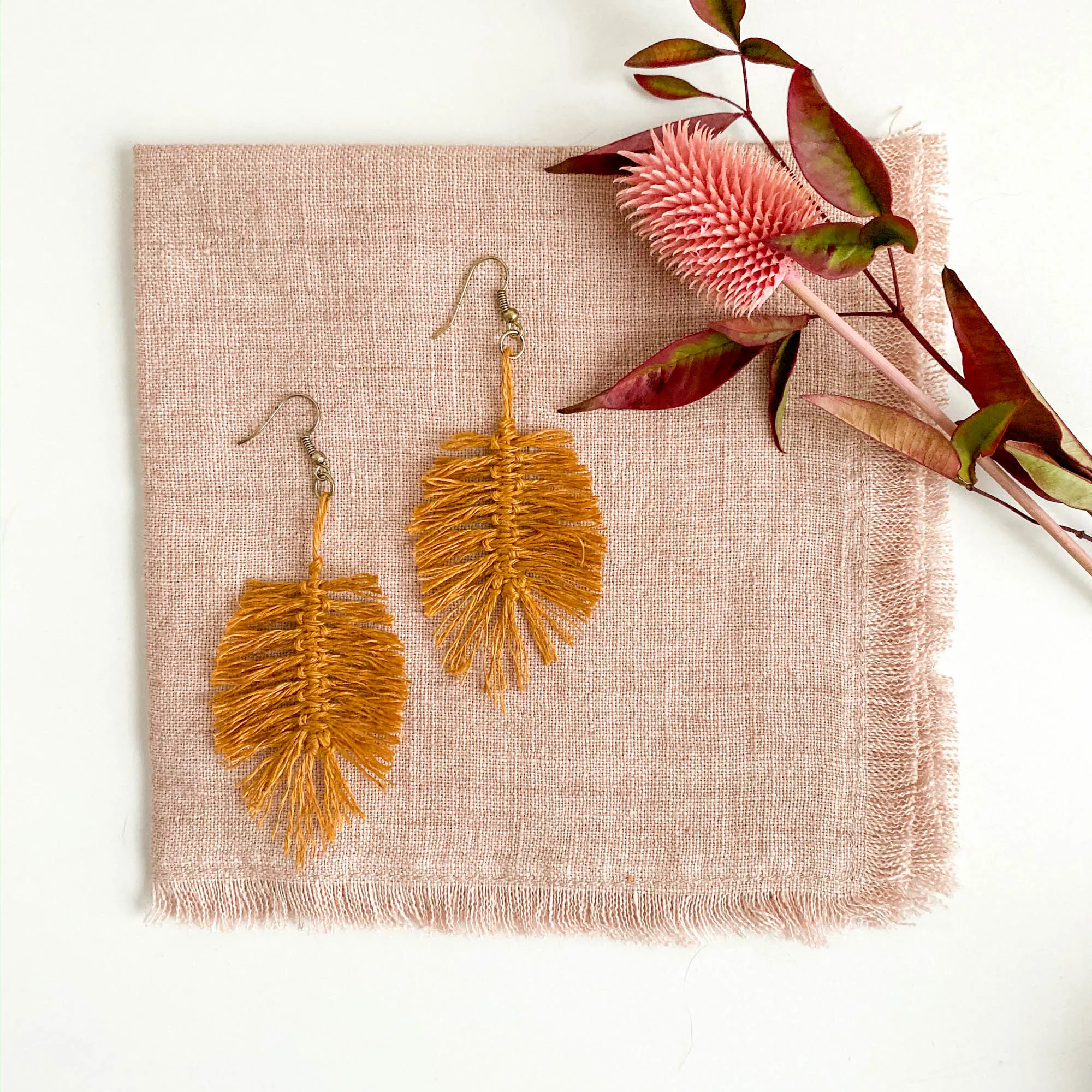 Linen Macrame Feather Earrings Pattern & Video