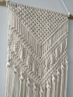 Macrame Wall Hanging - Boho Chic Woven Tapestry for Apartment Dorm Room Home Decor